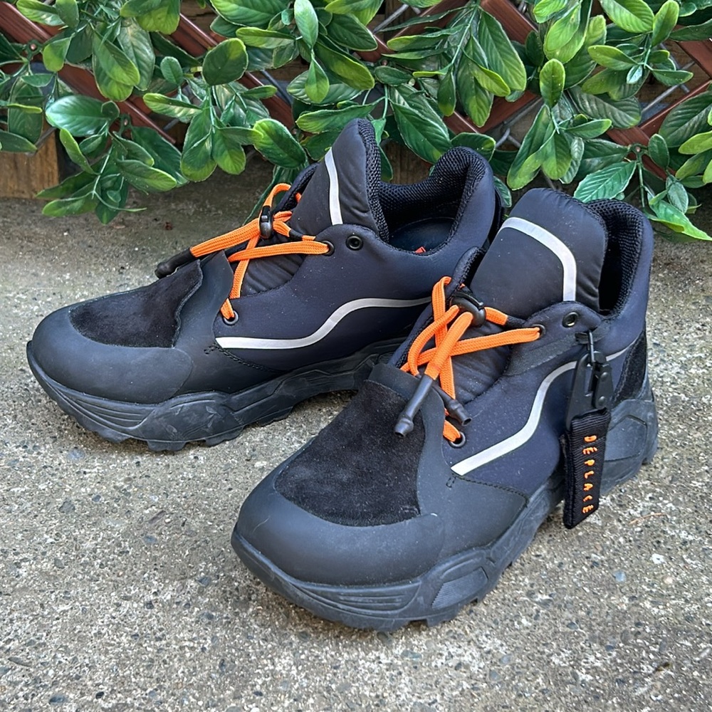 St Moritz Deplacer Athletic Shoes Puffy